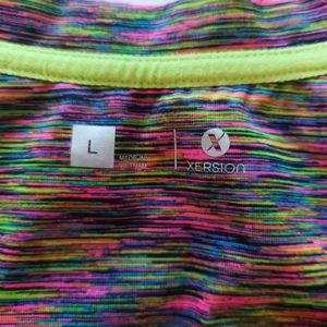 Xersion workout tshirt size Large